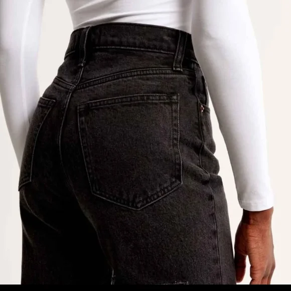 NWT Abercrombie & Fitch Women's Black 90's Straight Jeans ~6L - Picture 5 of 6